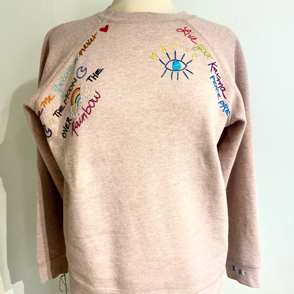Sweatshirt